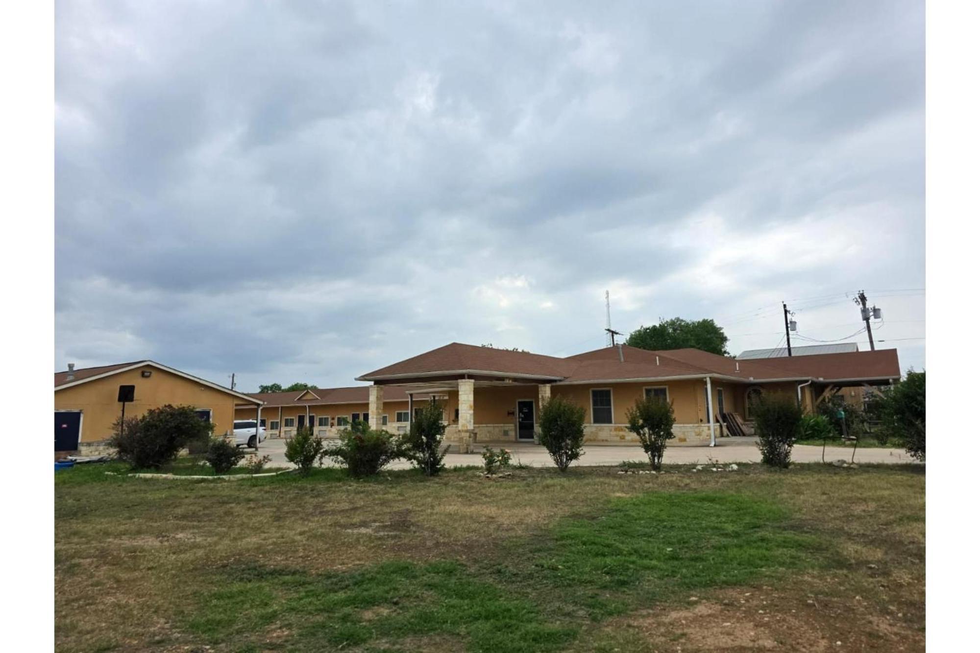 Atria Extended Stays By Oyo, Jourdanton, Tx Ngoại thất bức ảnh